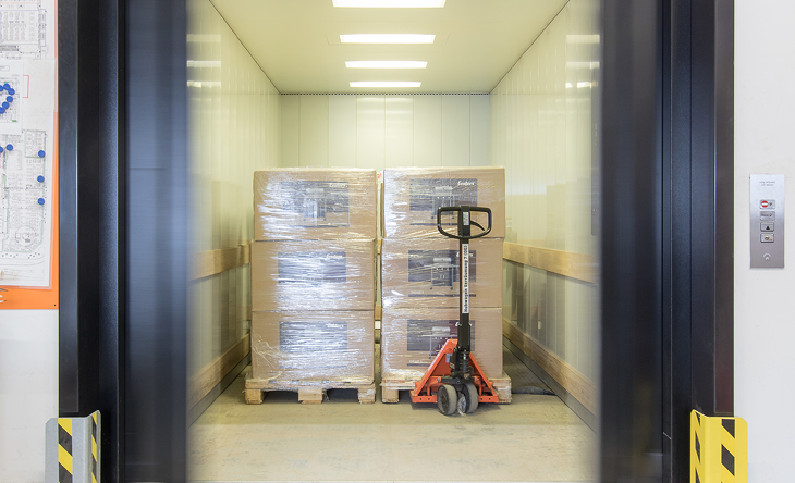 New Home Page 16 Freight Lifts